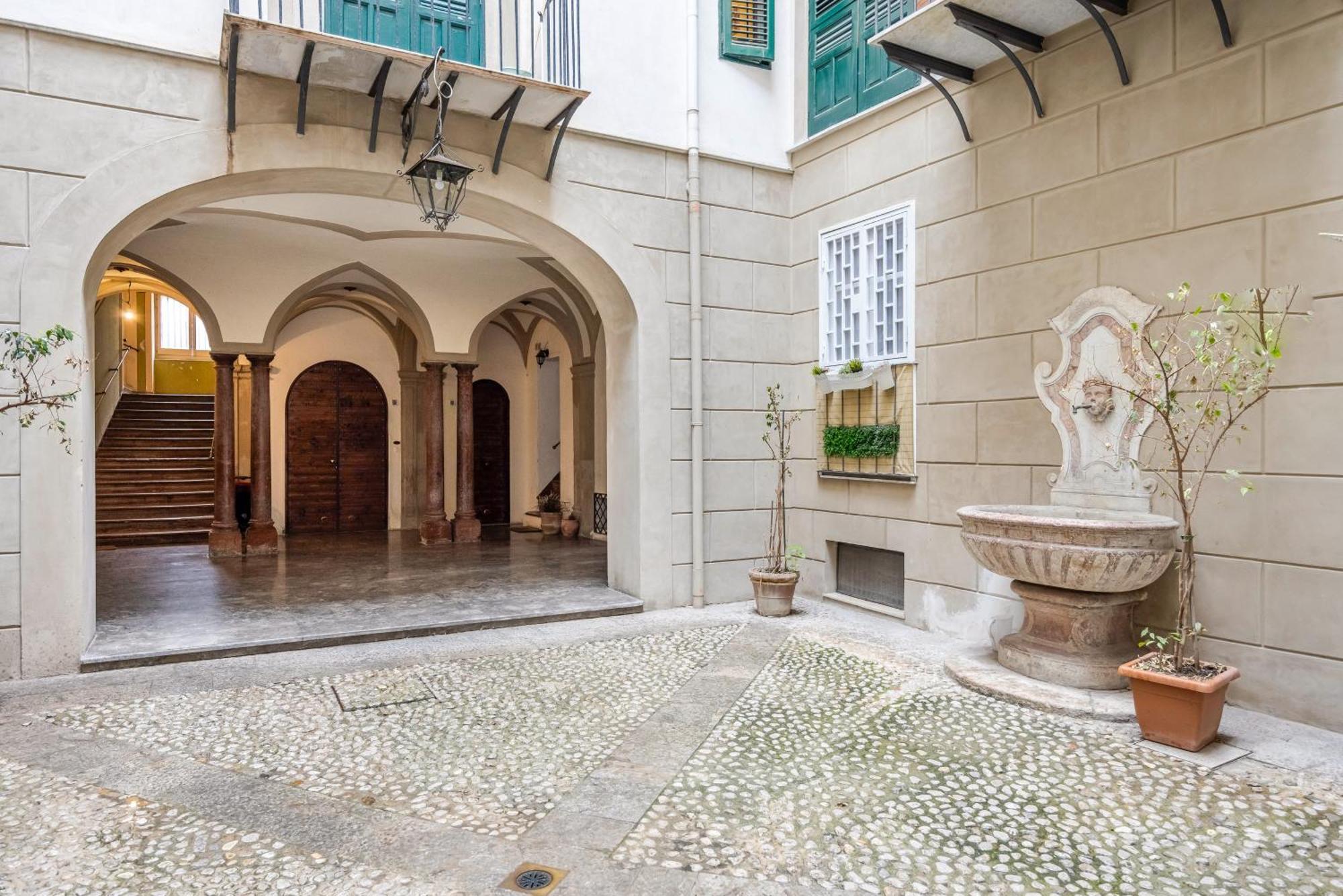 Home Sweet Home Palermo Bagian luar foto