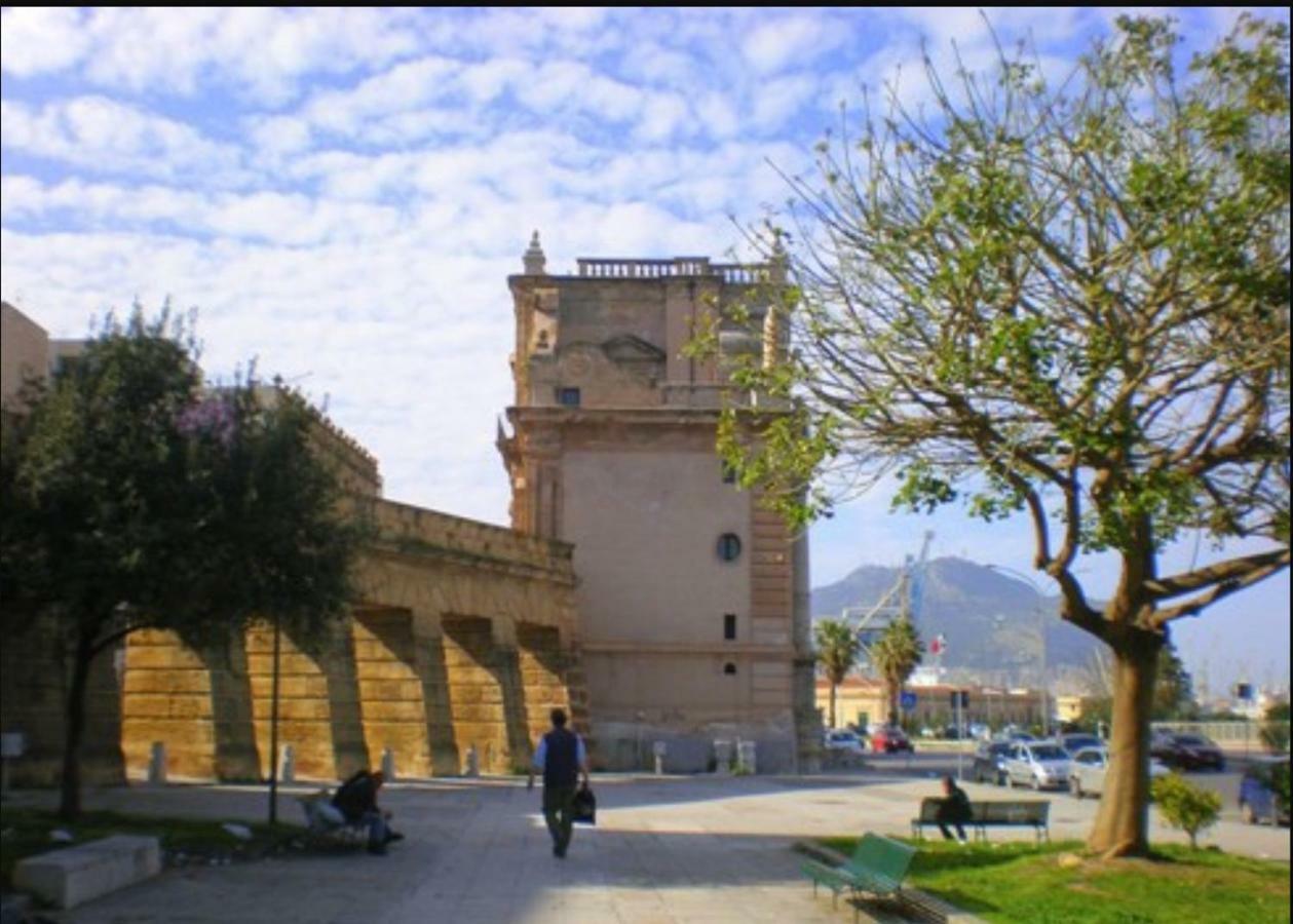 Home Sweet Home Palermo Bagian luar foto